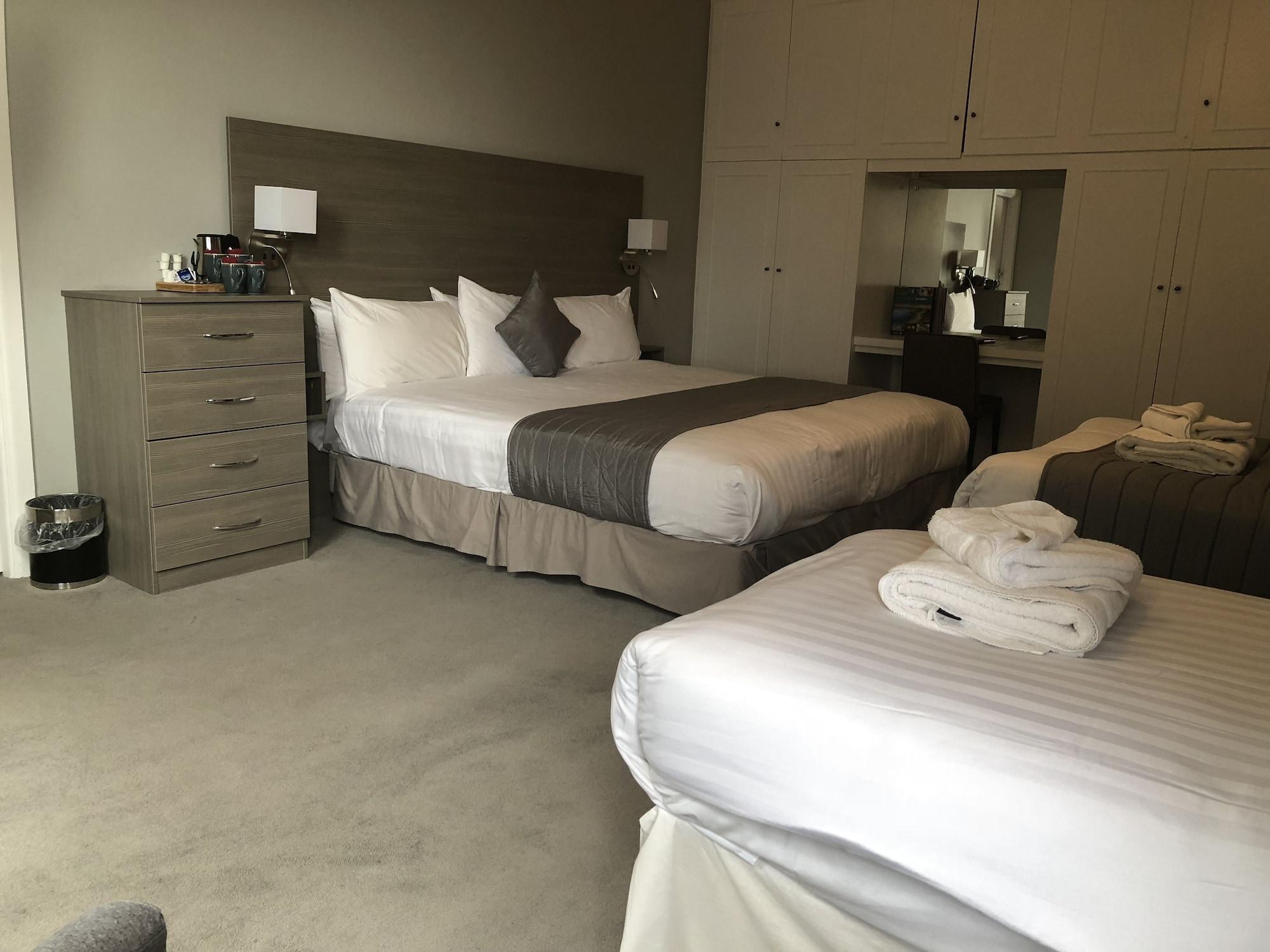 Cottonwood Boutique Bed & Breakfast Борнмът Екстериор снимка